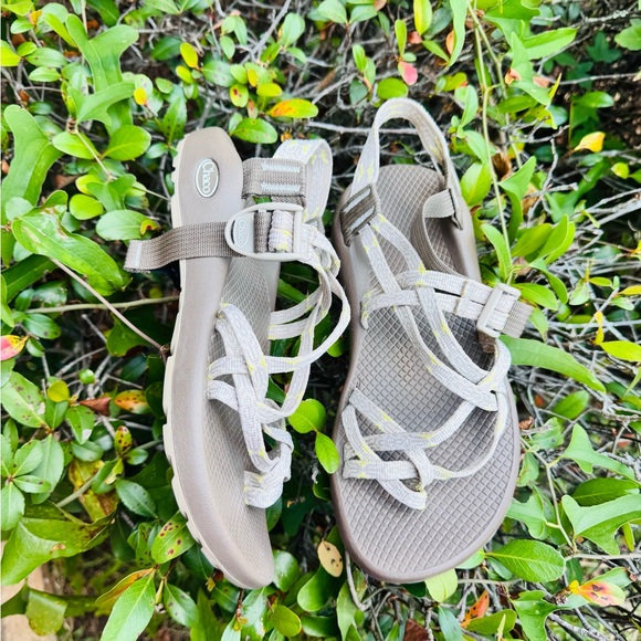 CHACO Sandals - Picture 1 of 6
